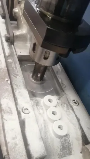 Ceramic Terminal Accessory for Automotive Lamp Socket Holder Made in Steatite 